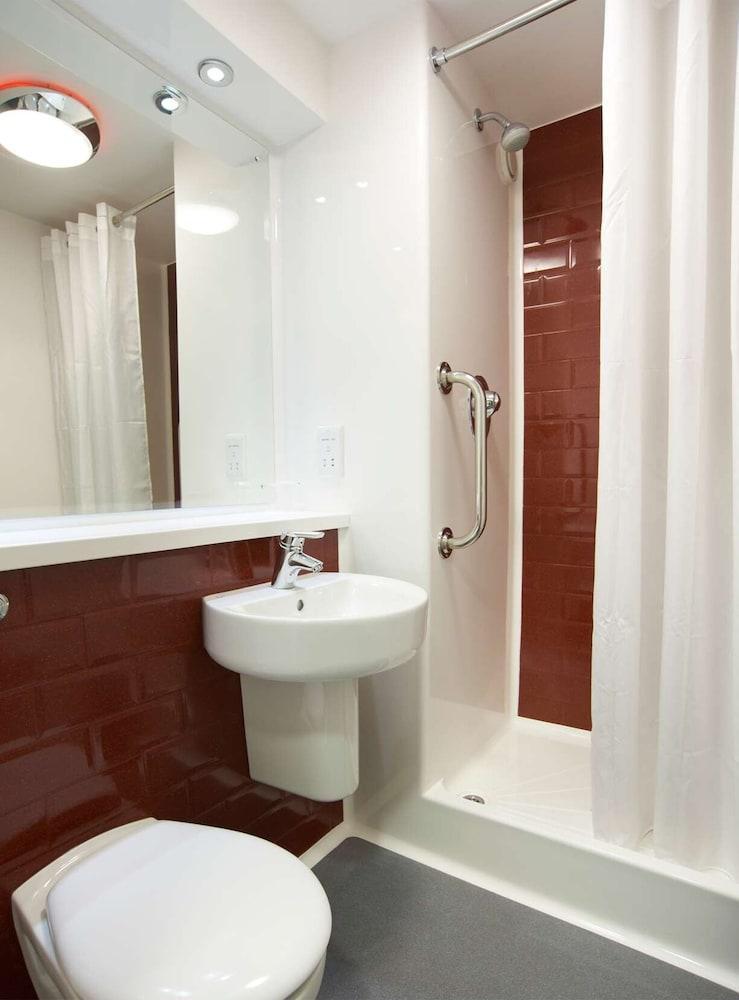 Travelodge Edinburgh Central Waterloo Place Exteriör bild