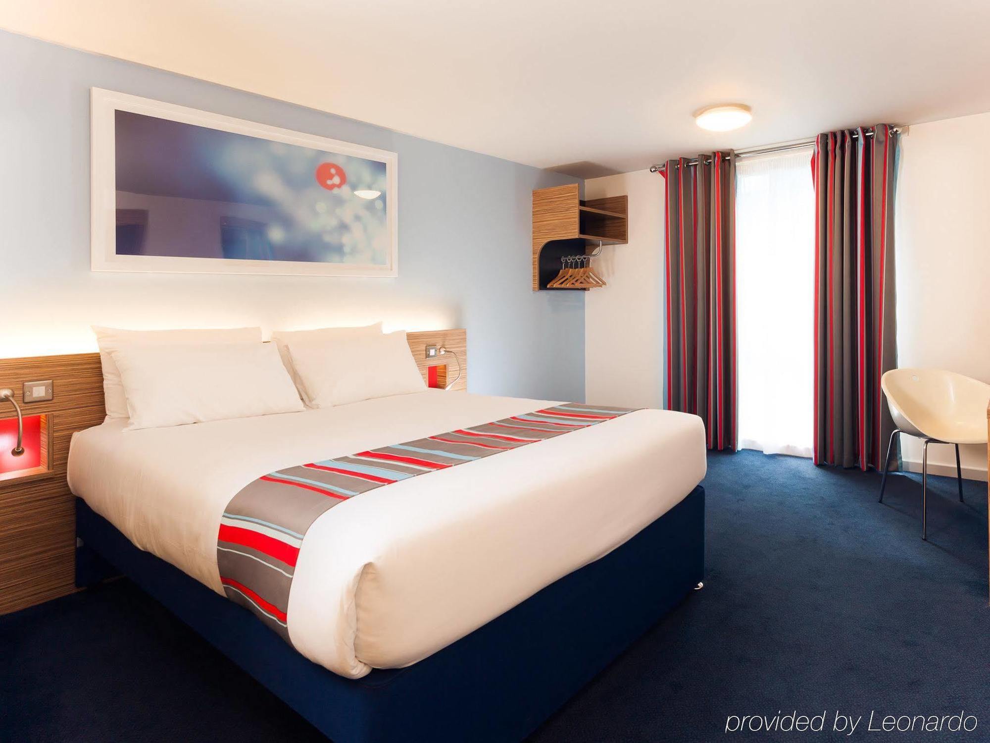 Travelodge Edinburgh Central Waterloo Place Exteriör bild
