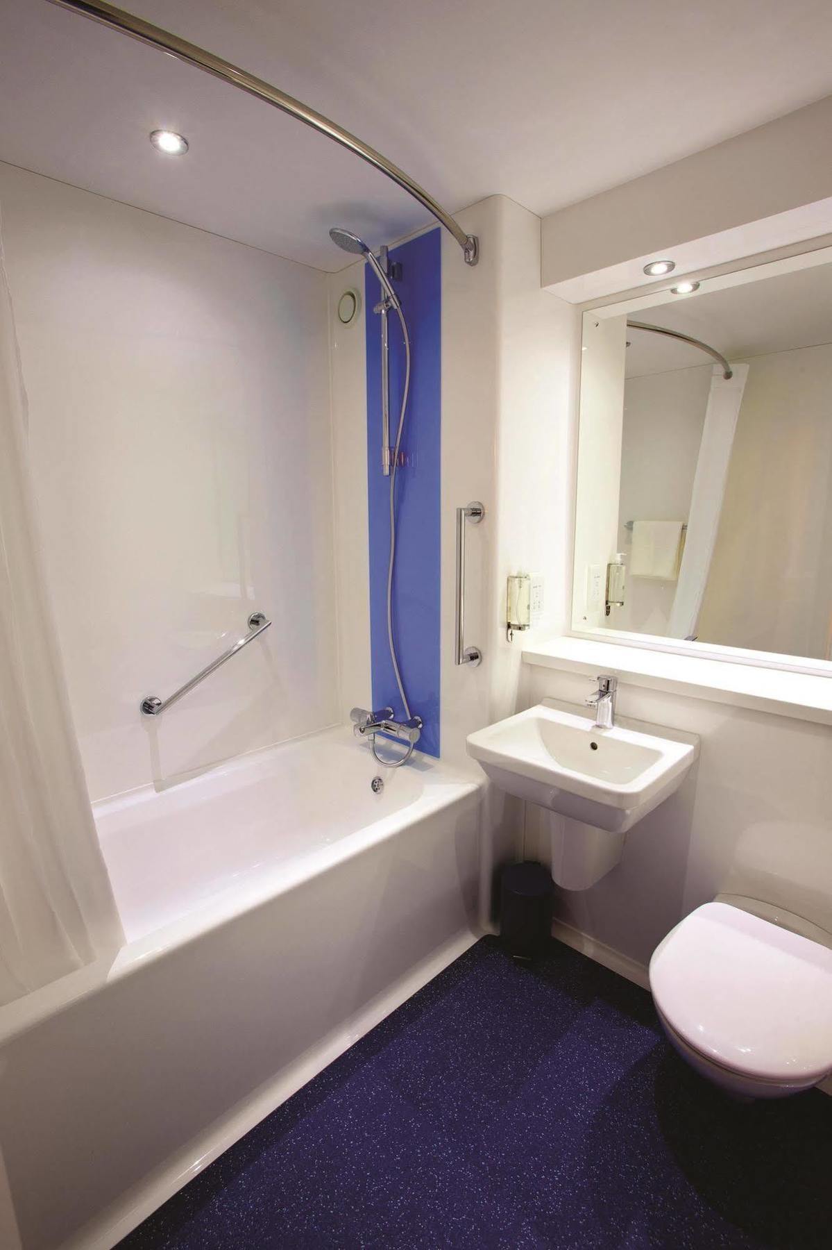 Travelodge Edinburgh Central Waterloo Place Exteriör bild