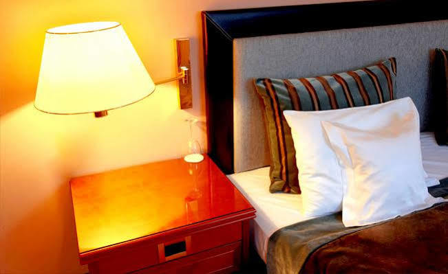Travelodge Edinburgh Central Waterloo Place Exteriör bild